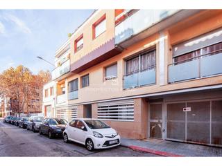 Appartement  Paris. Sabadell  piso ocupado ilegalmente  infórmese condiciones