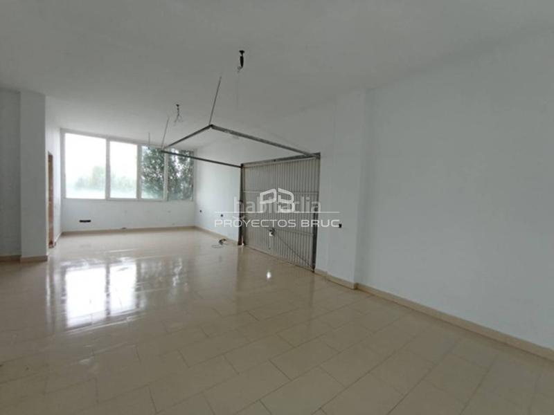 Foto 57ef2a99-03b8-428d-9af6-8d3d8ea851be. Chalet corbera llobregat espectacular torre con jardín, piscina y vistas excepcionales infórmese en Corbera de Llobregat