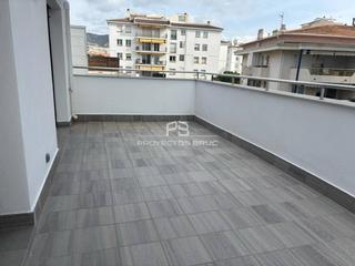 Àtic a Centre. Sitges  excepcional ático con terrazas a estrenar y últimas dos