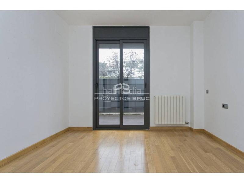 Foto 2eb6327f-cad3-4cbb-bcd9-cc6d6fce8e7c. Pis a Ponent - Set Camins Igualada