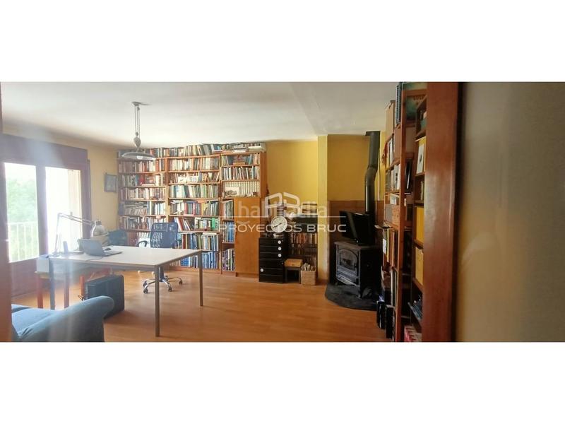 Foto ac7fdaa2-1c21-4fed-9b48-33efca75f95c. Dachwohnung in Bruc (El)