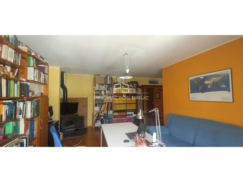 Foto fda8472b-1ea5-401c-b153-179faedaed2c. Dachwohnung in Bruc (El)