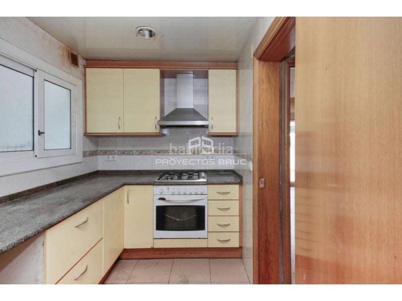 Foto a7b55f5f-4456-4d11-8bb6-18653e572afe. Piso ático con terraza con 5 habitaciones en can palet infórmese en Terrassa