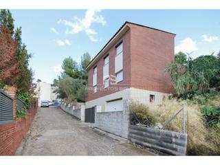 Casa  Sant andreu de la barca. Chalet independiente en venta en corbera de llobregat
