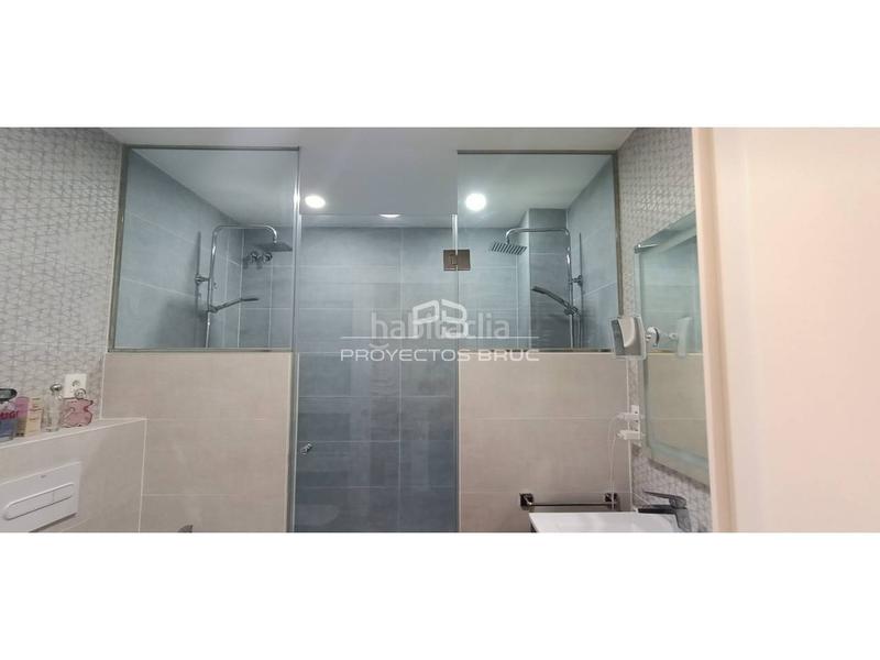 Foto c9674b55-855b-420d-9610-65992528a31c. Casa adosada en el bruc espectacular casa adosada con amplio garaje, patio, en una zona familiar y acogedora infórmese en Bruc (El)