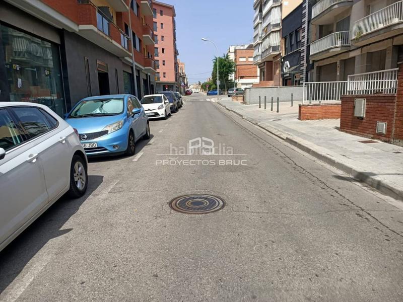 Foto c7332e92-5117-4f81-8aed-33937535d7ae. Local comercial local en venta en Llevant Igualada