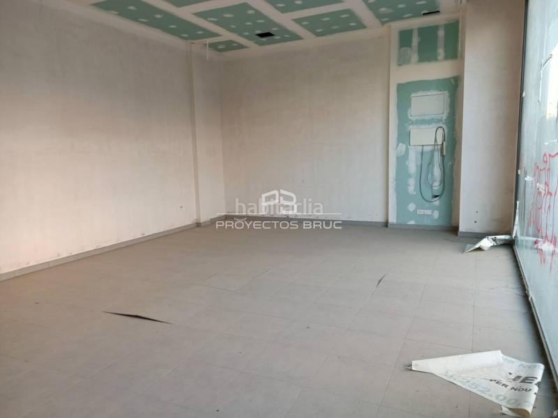 Foto f21ad341-c2dd-499a-888f-7dcc183381d0. Local comercial local en venta en Llevant Igualada
