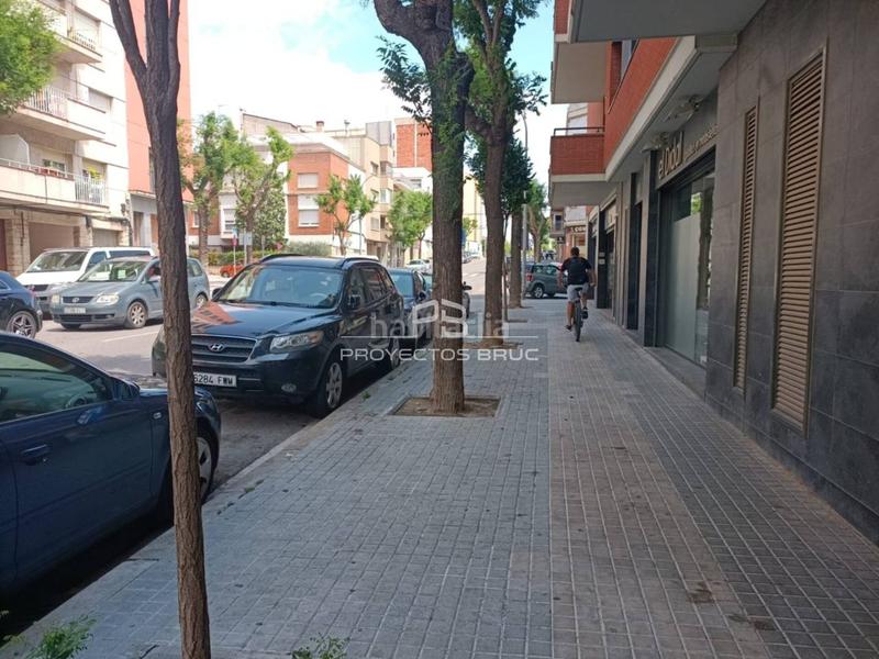 Foto bb1d984c-c0af-467c-aaaf-35ec5a559d36. Local comercial local en venta en Llevant Igualada