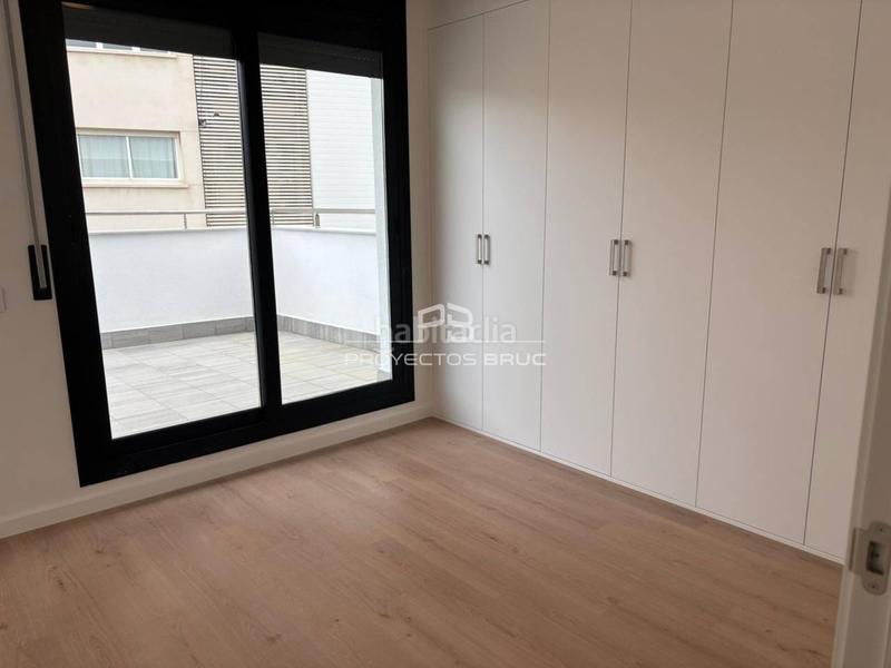Foto 72466fd4-a433-4867-bc8f-e19415f82552. Ático oportunidad !!! últimas 3 viviendas a estrenar en pje. morera consúltenos en Sitges