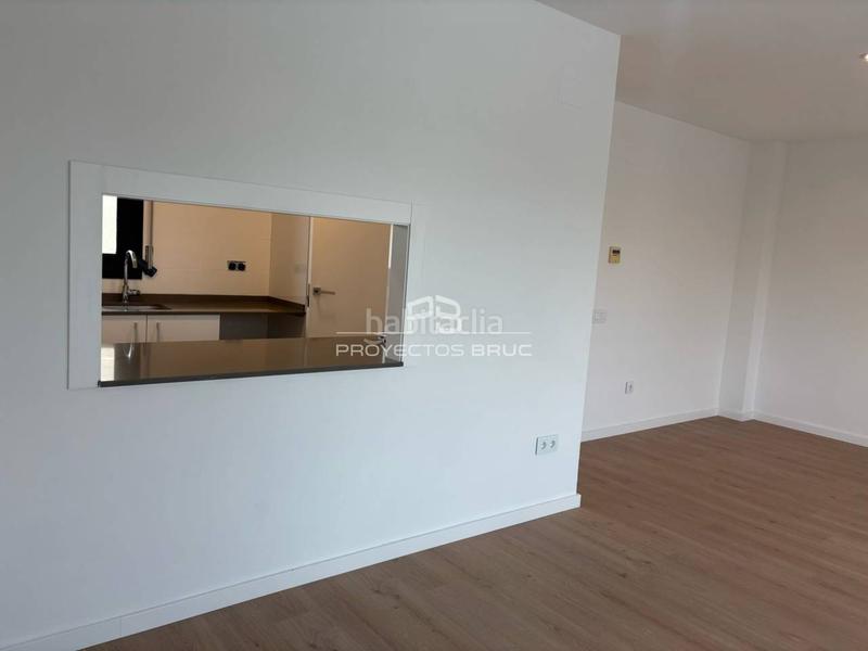 Foto bc79c741-9f8d-4686-8c3d-39d0637f25be. Ático oportunidad !!! últimas 3 viviendas a estrenar en pje. morera consúltenos en Sitges