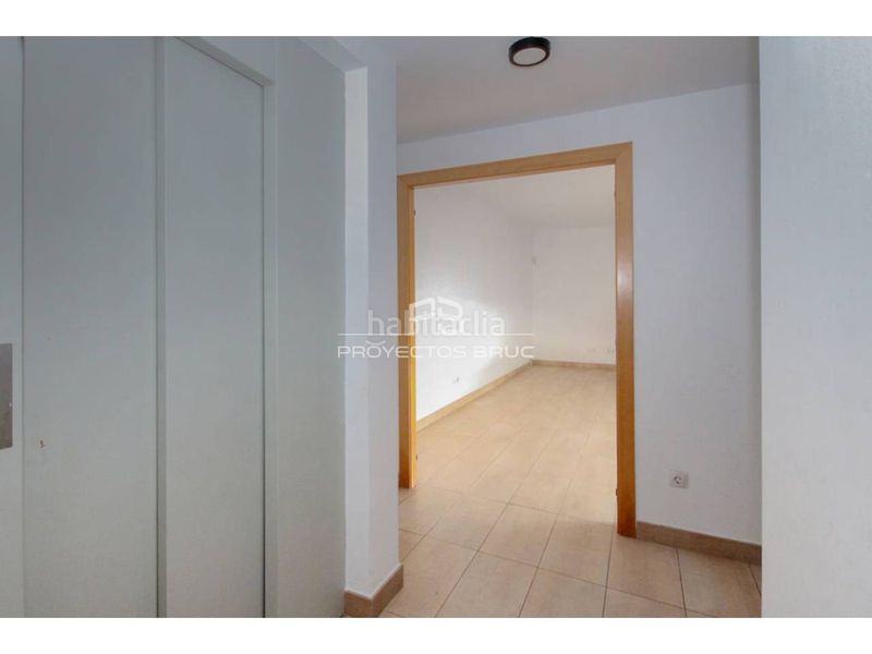 Foto 0c3ba416-426c-4408-b70a-ea59906388ae. Xalet amb aparcament a Corbera de Llobregat