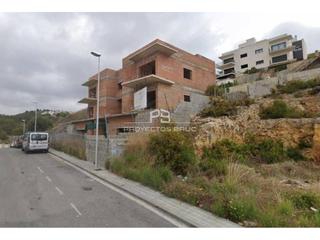 Casa  Torre del escipions. 17 viviendas obra en contrucción en calafell