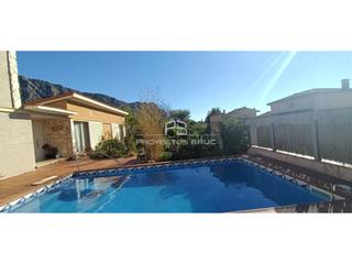 Xalet a Collbat. Collbat en can oll  espectacular torre con vista a montserrat,