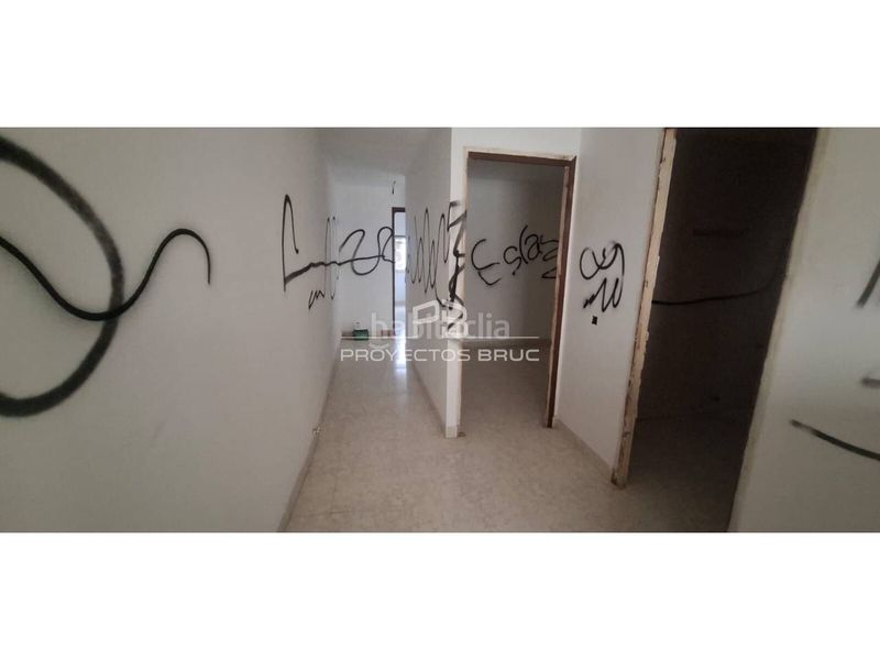 Foto e044ec22-ec82-487c-87d7-0c38a42f9186. Casa adossada a Artés