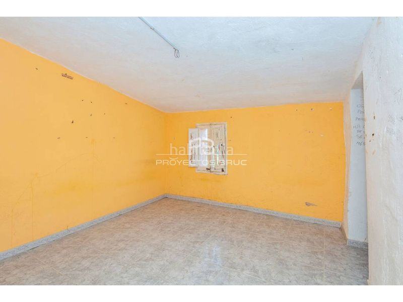 Foto ce541e6a-ba6d-465d-8f1b-7794bf3a42f5. Casa a Sant Martí de Tous