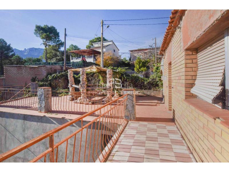 Foto 72d02c61-e9e0-48dd-8dad-5fae0e03ba7a. Xalet a Vacarisses