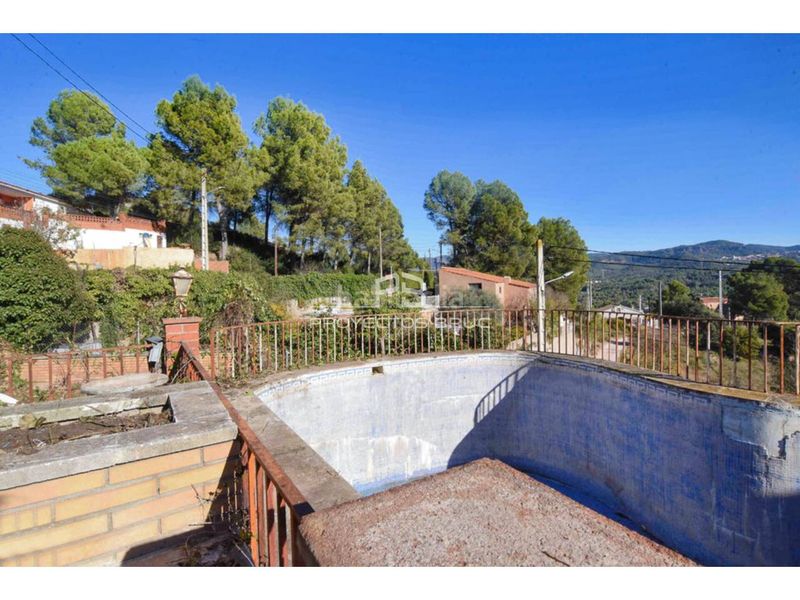 Foto 8ec342f8-020e-4502-a115-32412e40b948. Xalet a Vacarisses