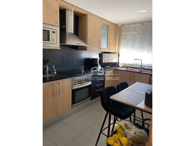 Foto e83498ff-1e91-4097-a701-9d4488560118. Pis amb calefacció aparcament a Abrera