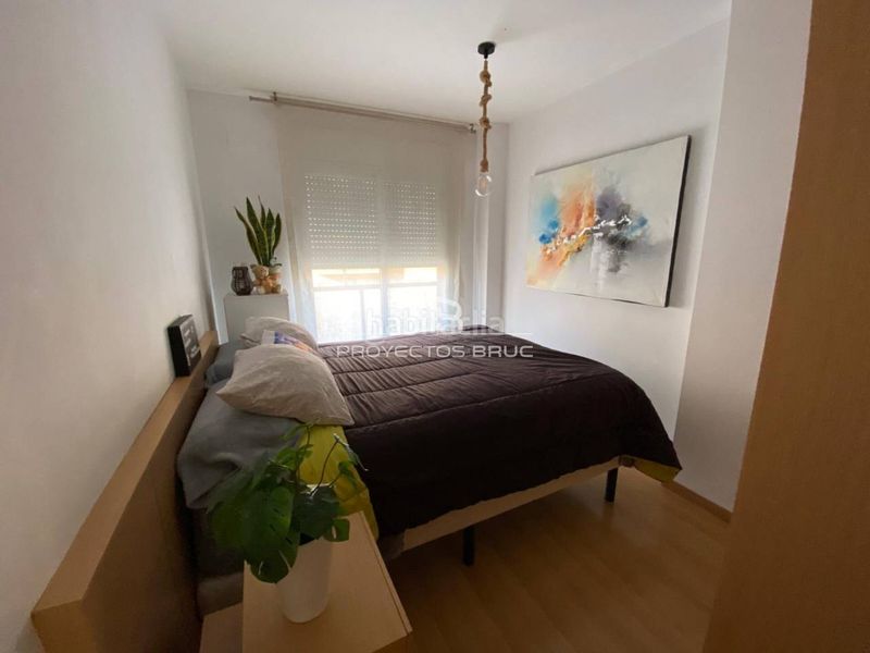 Foto ea7f9ace-5f15-40b5-83a8-3bb4a0012b6c. Pis amb calefacció aparcament a Abrera