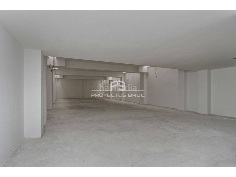 Foto 2728b905-2774-4876-a38e-7b4d2ed83a5a. Local comercial a Creu Alta Sabadell