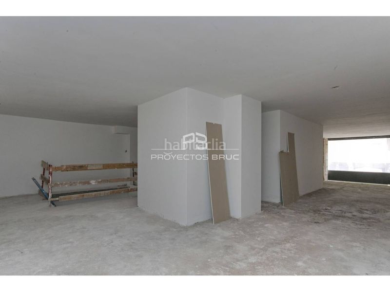 Foto 5adf65a4-691a-45db-a919-353238474a45. Local comercial a Creu Alta Sabadell