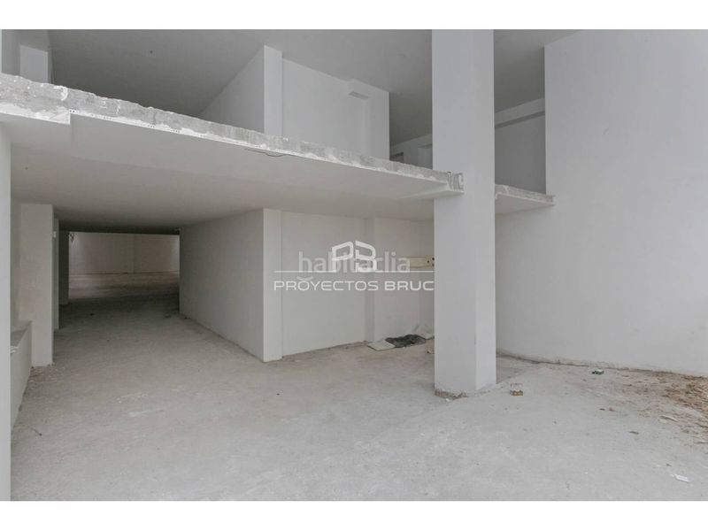 Foto 601881ac-e970-4f60-963f-53844b8f759c. Local comercial a Creu Alta Sabadell