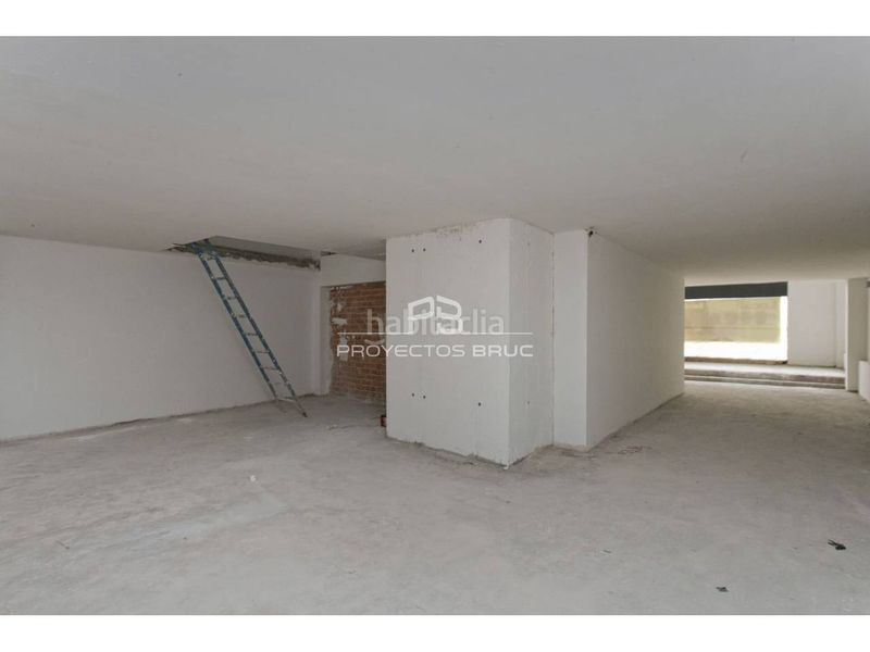 Foto 7635d9ec-d024-451c-a9db-041237c49708. Local comercial a Creu Alta Sabadell