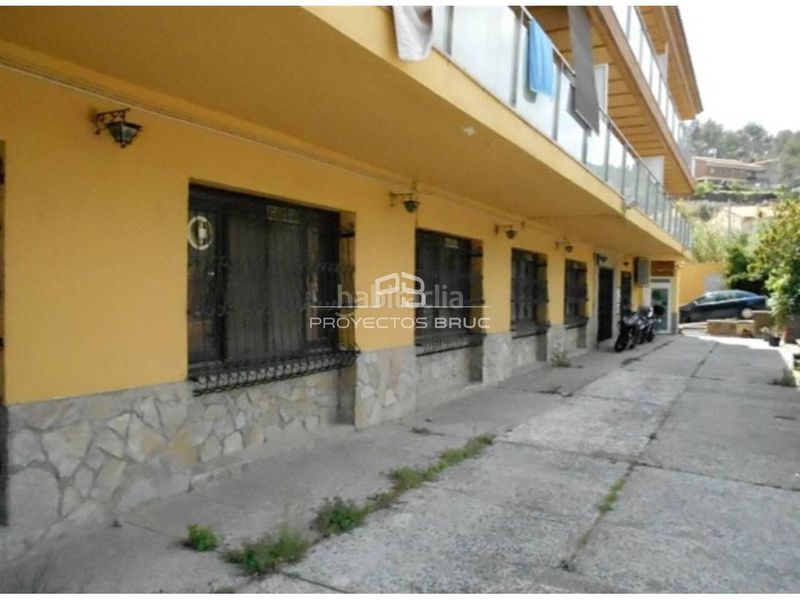 Foto 49c020de-0fba-4875-81bd-47a00192dbef. Local comercial a Torrelles de Llobregat