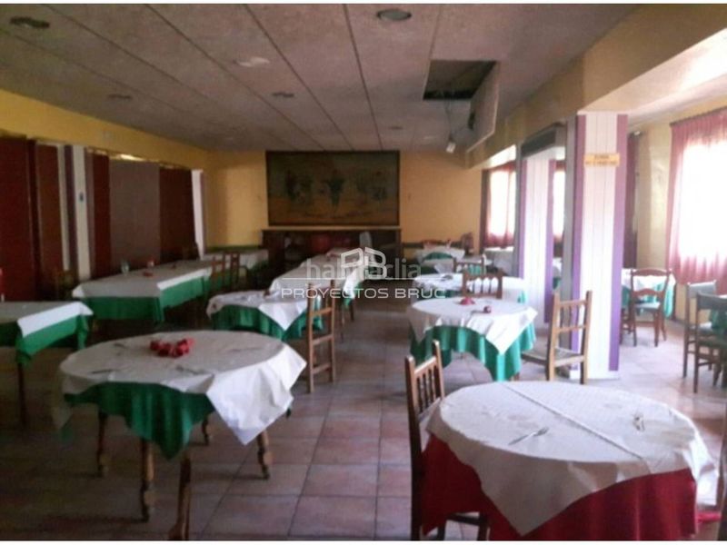 Foto a3913be6-0ed5-4daa-9989-e2d71bbf16fd. Local comercial a Torrelles de Llobregat