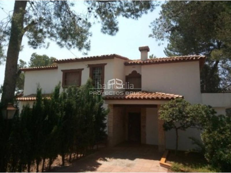 Foto 7768e909-8376-4591-8c77-c4a1db2fca26. Xalet a Corbera de Llobregat