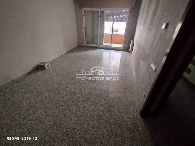 Foto 36fafbdf-e599-4de1-b21b-16140294685e. Pis a Martorell