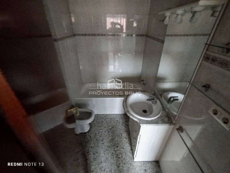 Foto be0ea1c0-6294-459d-bba1-1deaba80dc3c. Pis a Martorell