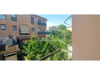 Casa a schiera in Bruc (El). En el bruc  casa adosada con patio y amplio garaje, reformada, n