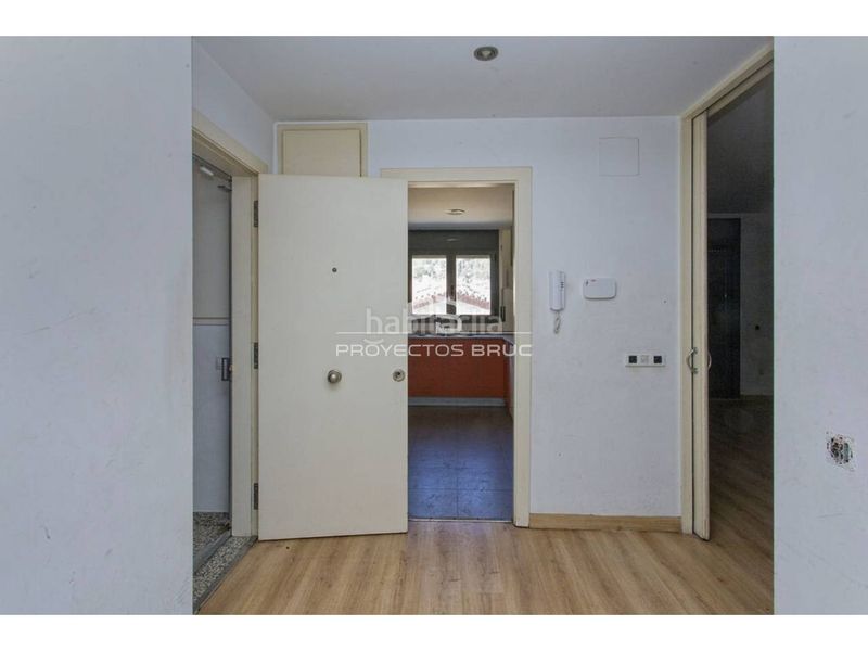 Foto f2c88a03-8951-43a8-8f2c-5ce97390b7dd. Dúplex a Congost-Santa Caterina Manresa