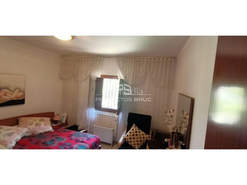 Foto 0da96508-fa2e-41d1-9387-8e31f596ab9e. Casa amb calefacció a Bruc (El)