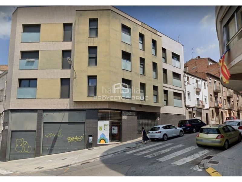 Foto c615cdc8-b8ab-4d0f-b31c-b41ba614e9cf. Edifici a Poble Nou Manresa