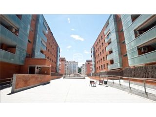 Pis a Valldaura-Carretera de Cardona. Manresa  barrio escodines  amplio piso con terraza y garaje  inf
