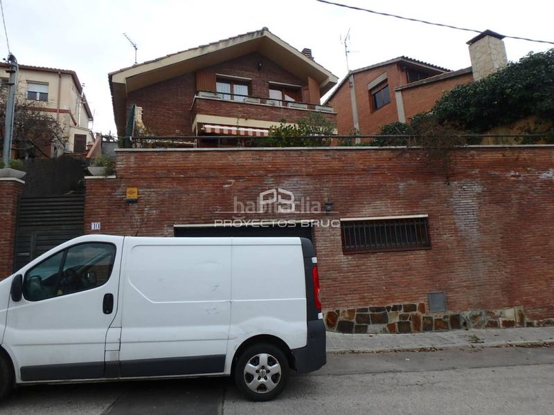 Foto 41744ebb-ba2d-42df-b9fc-1e69db158a6b. Casa amb calefacció aparcament a Palma de Cervelló (La)