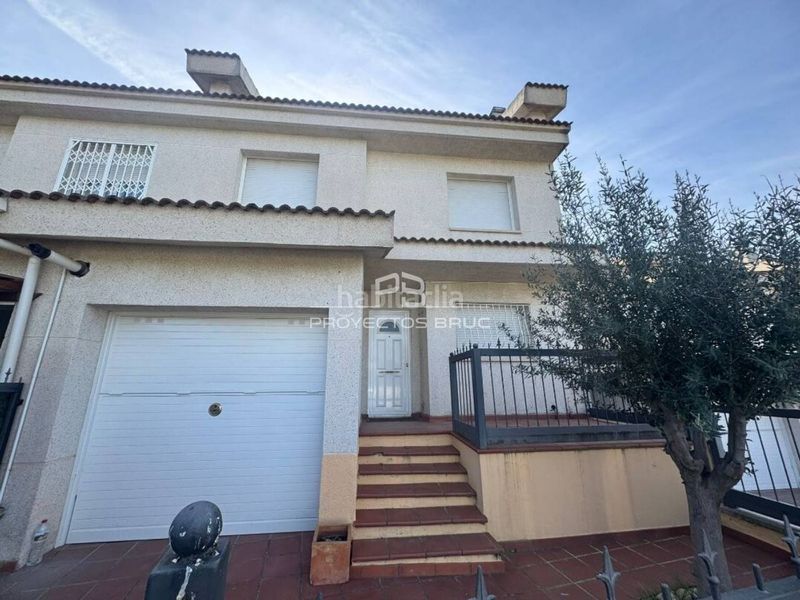 Foto 023d1a19-735f-4df8-813b-5abaf77d8012. Casa a Nucli Urbà Esparreguera