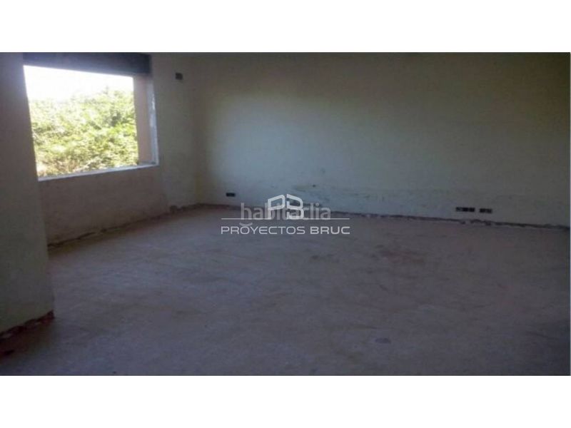 Foto 16744453-99e0-46a3-9154-3d6e3a4708a8. Casa amb aparcament a Vallirana