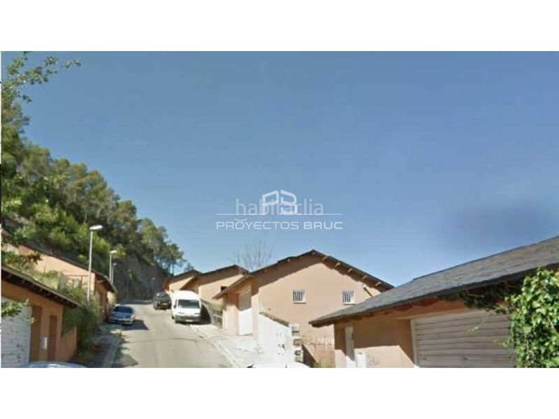 Foto 587f4449-0d31-46e9-ab8c-9a630a58b26a. Casa amb aparcament a Vallirana