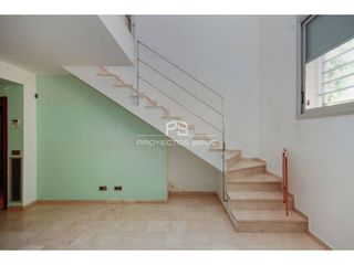 Dúplex  Calle amics. Barcelona dúplex en venta  infórmese