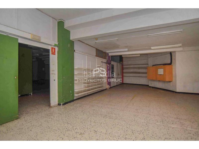 Foto 6d94e6af-7106-46ea-9053-4c890d3e70d7. Local comercial a Sant Antoni Barcelona