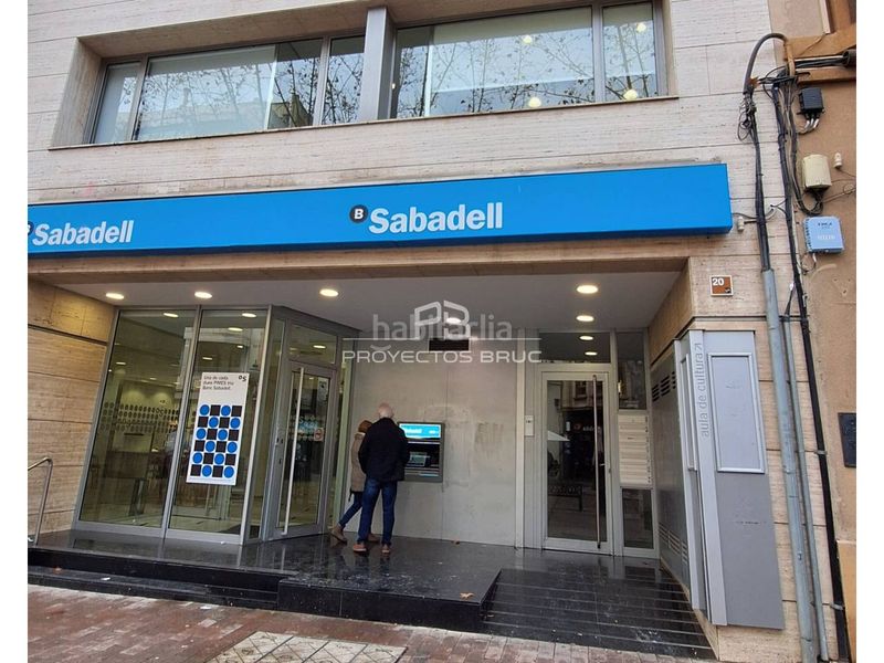 Foto 82958d1d-0e92-45d1-b59a-0e8bc23275da. Local comercial a Centre Igualada