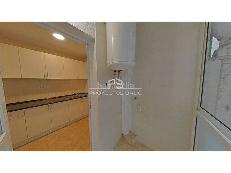 Foto 23197098-3431-4ef0-a7a6-f8886a52b189. Pis a Carmel Barcelona