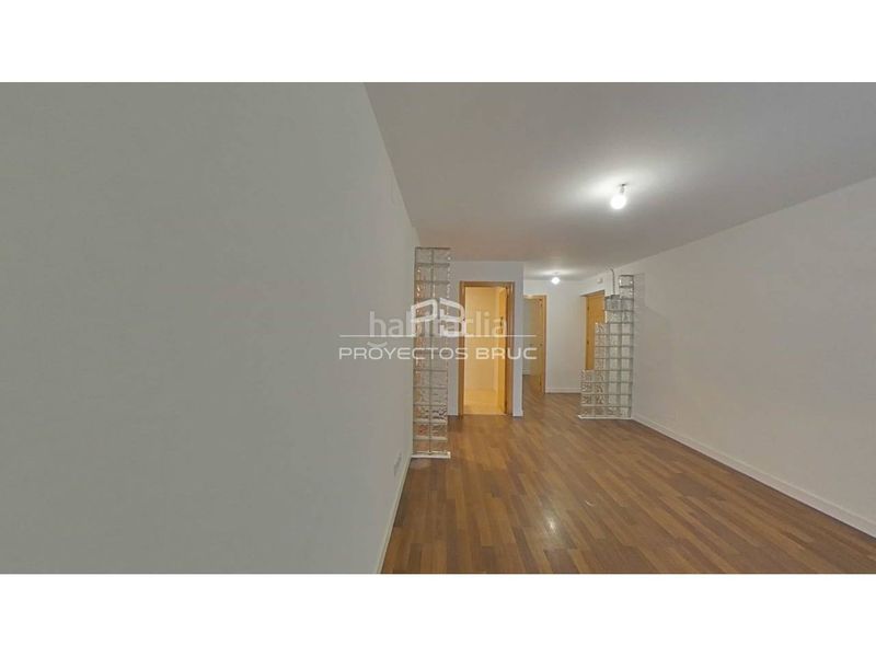 Foto 4bd69a83-f7d0-4e52-8323-17fdd448a811. Pis a Carmel Barcelona