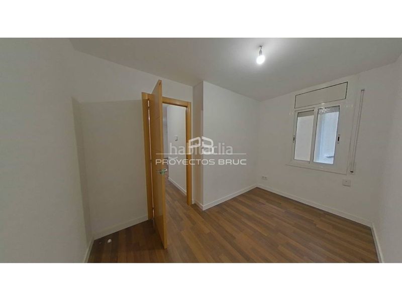 Foto 6da0e2bb-c13a-4e73-9fc8-49236b9ace49. Pis a Carmel Barcelona