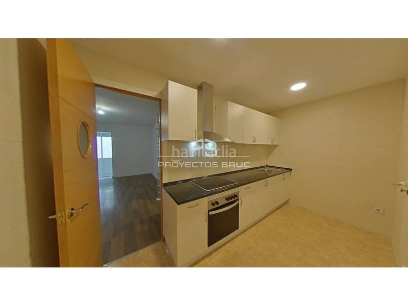 Foto 78bd5828-9052-4043-a13c-c41dbdd52f96. Pis a Carmel Barcelona