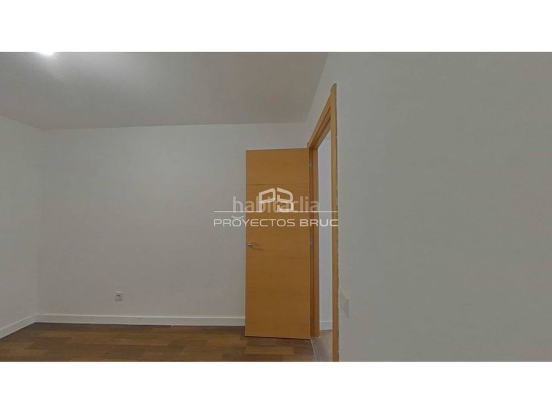 Foto b4e0d7be-4aea-40fc-8314-a54663a10634. Pis a Carmel Barcelona