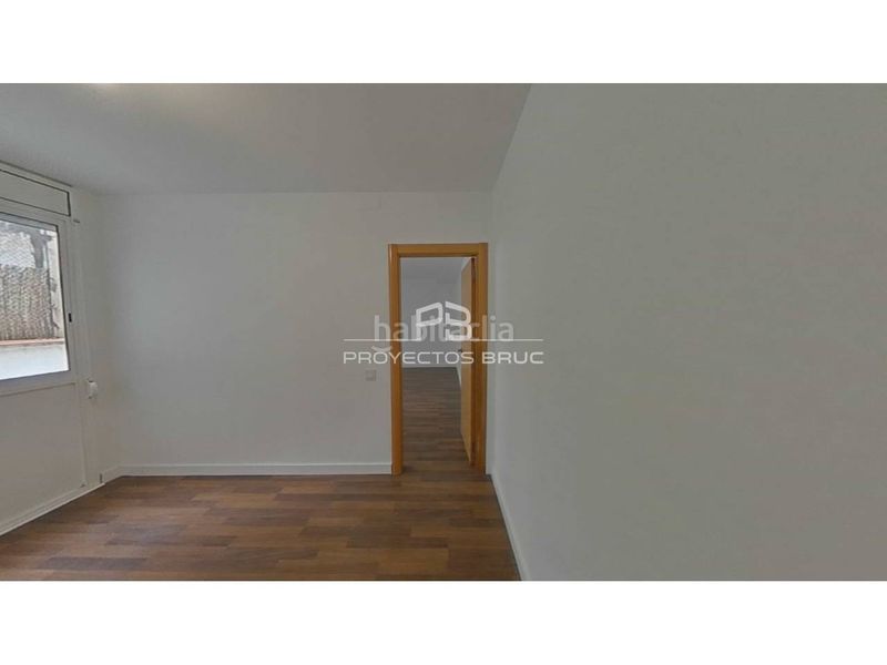 Foto e10dab57-f703-4598-957f-3af1921875b0. Pis a Carmel Barcelona